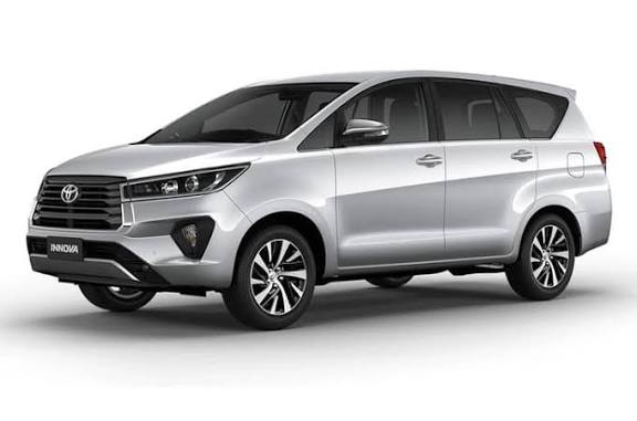 Innova Crysta Goa Taxi